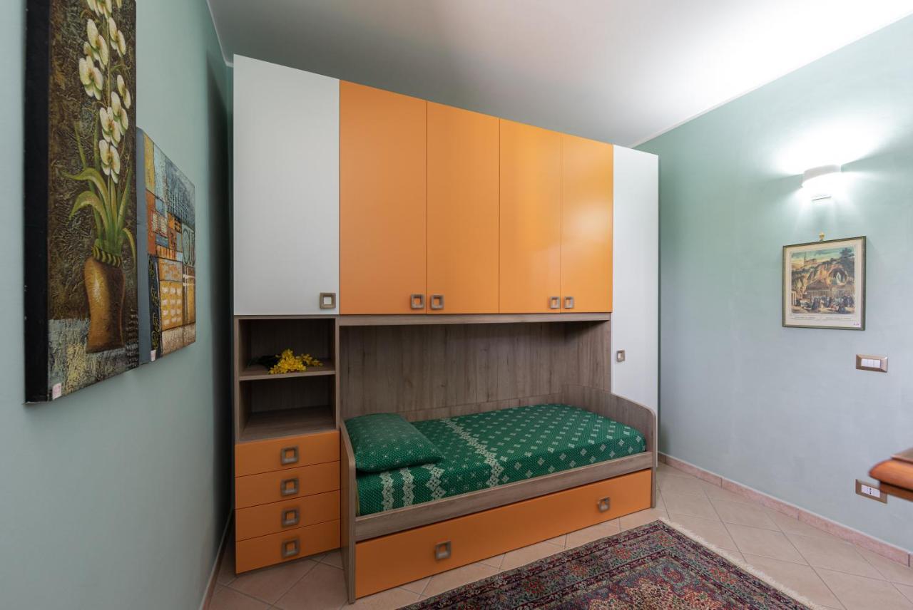 Arcobaleno Apartment Fondi Extérieur photo