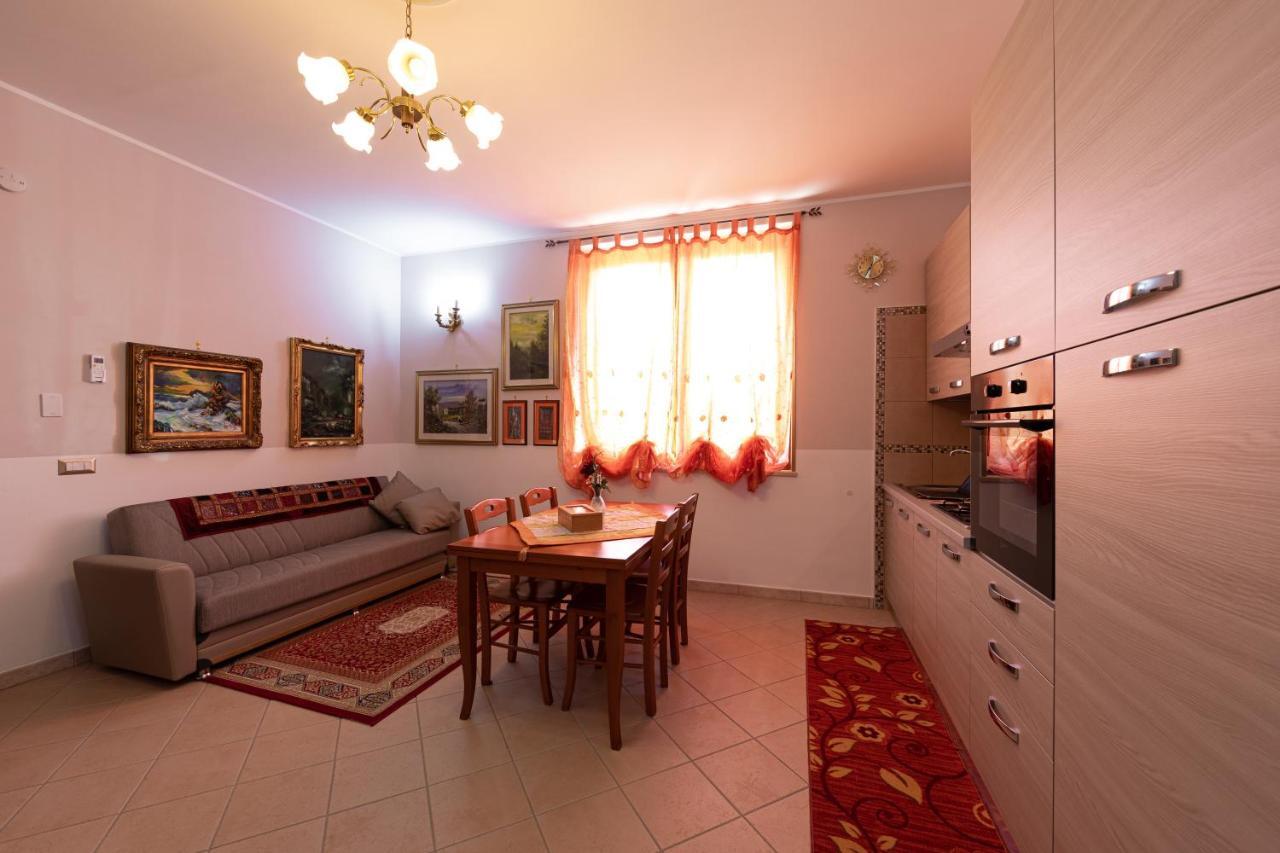 Arcobaleno Apartment Fondi Extérieur photo
